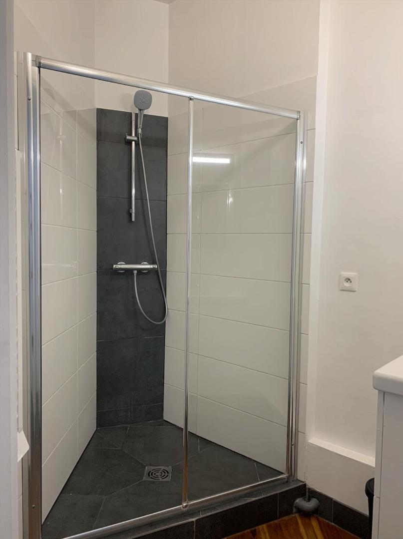 Appartement 2 Chambres Avec Parking, Proche Metro Лілль Екстер'єр фото